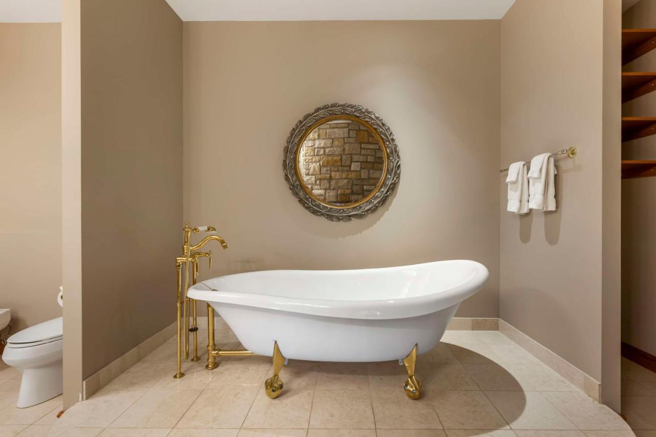 Christie'S Mill Inn & Spa - BW Premier Collection Port Severn ภายนอก รูปภาพ